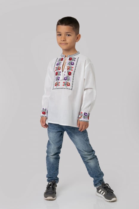 Camasa traditionala de baieti alba cu motiv floral multicolor Marc
