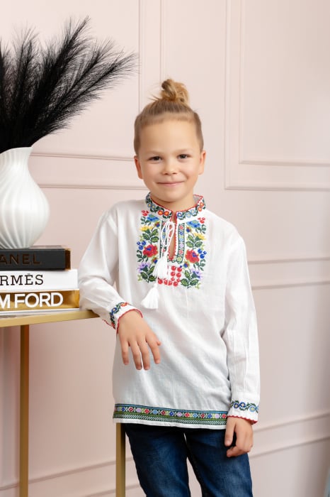 Camasa traditionala de baieti alba cu motiv floral multicolor Sebastian