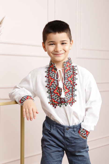 Camasa traditionala de baieti alba cu motiv floral rosu Timotei