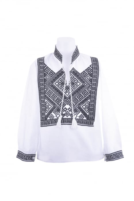 Camasa traditionala de baieti alba cu motiv geometric negru Rares 01
