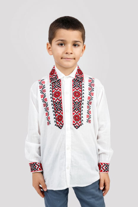 Camasa traditionala de baieti alba cu motiv geometric rosu Darius 02