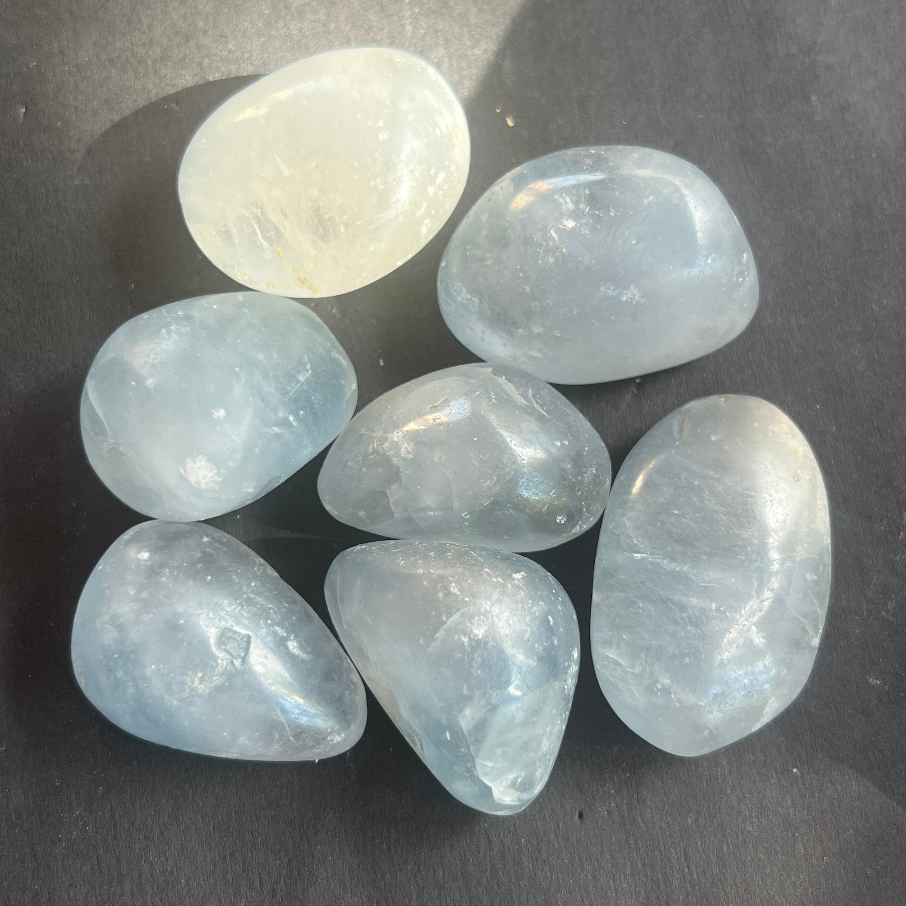Celestit piatra rulata model L
