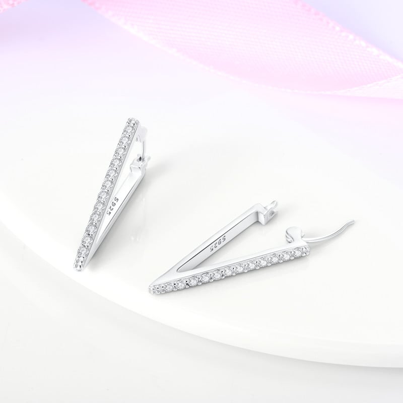 Cercei argint 925, JW607, model triunghi, placati cu rodiu - poza 2