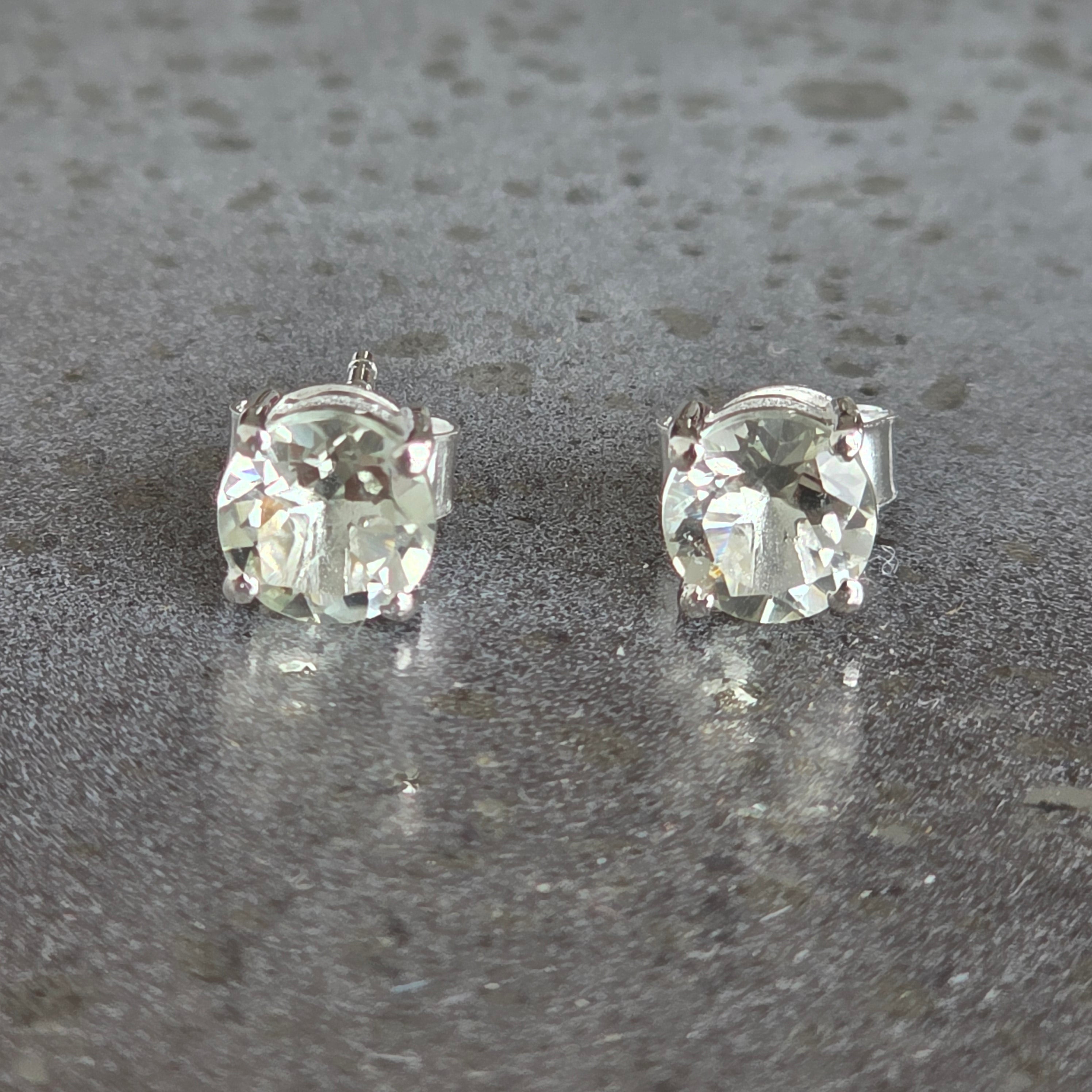 Cercei stud ametist verde argint 6 mm
