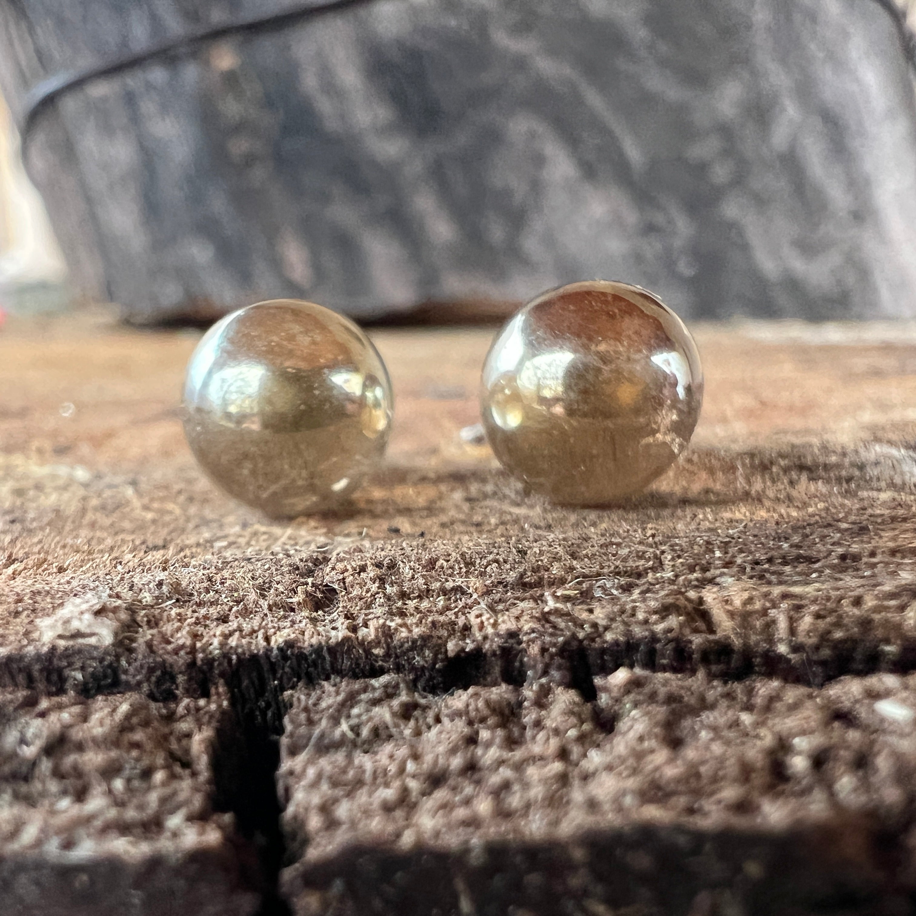 Cercei stud sfere cuart aura GOLD