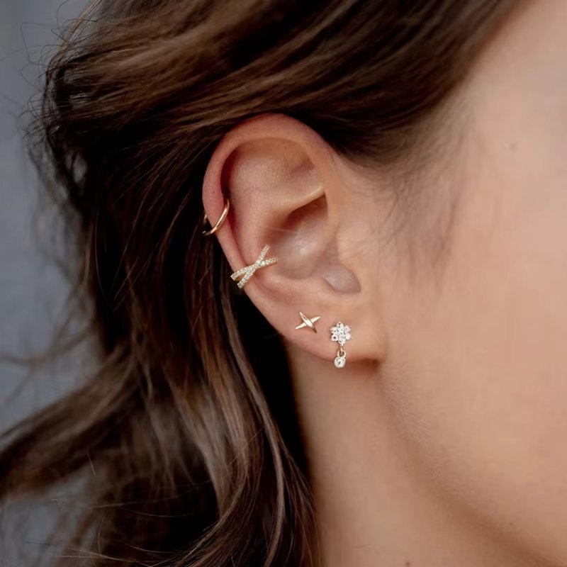 Cercel ear cuff argint 925, JW1676, model incrucisat, placat cu aur - poza 2