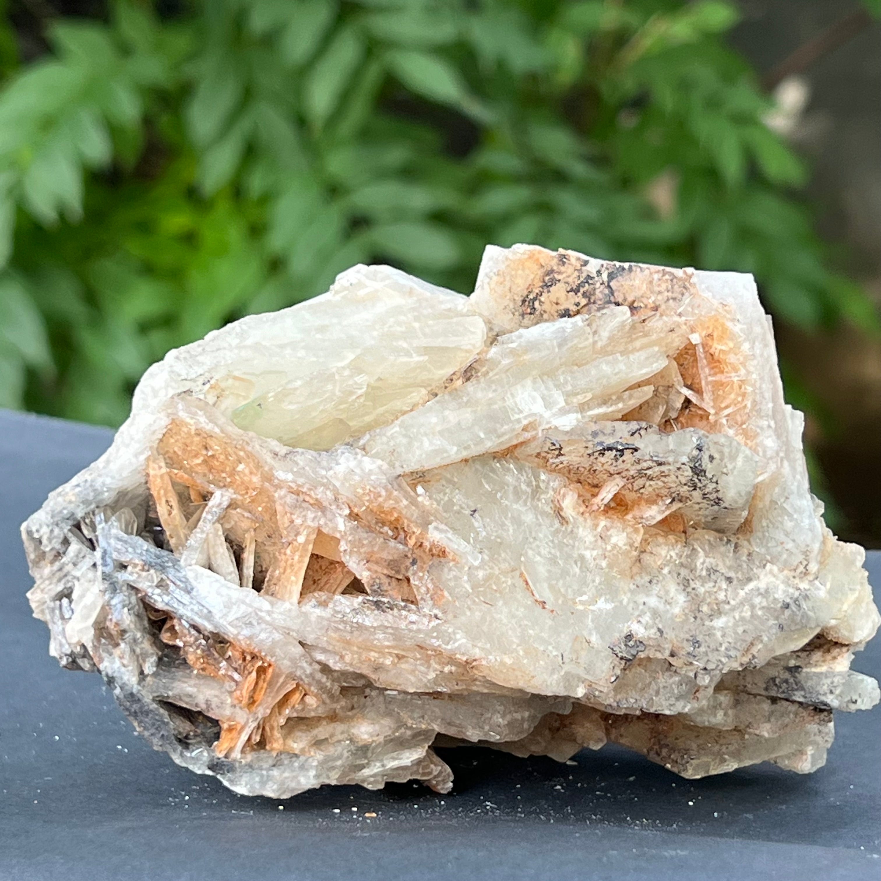Cluster baritina piatra bruta din Congo model 10