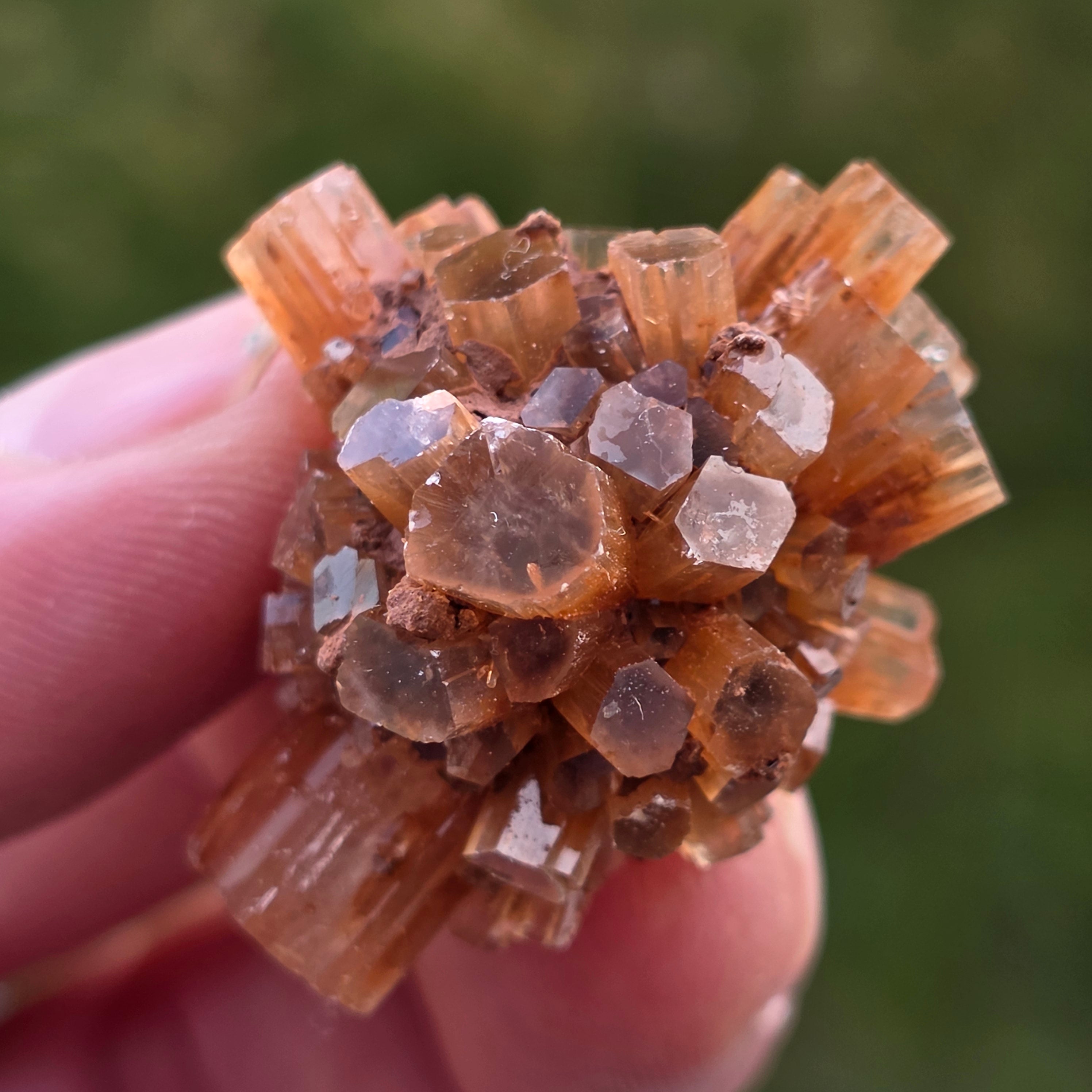 Cluster cristal aragonit din Maroc model 4