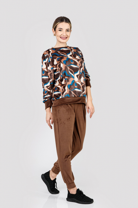 Compleu casual maro din catifea 01