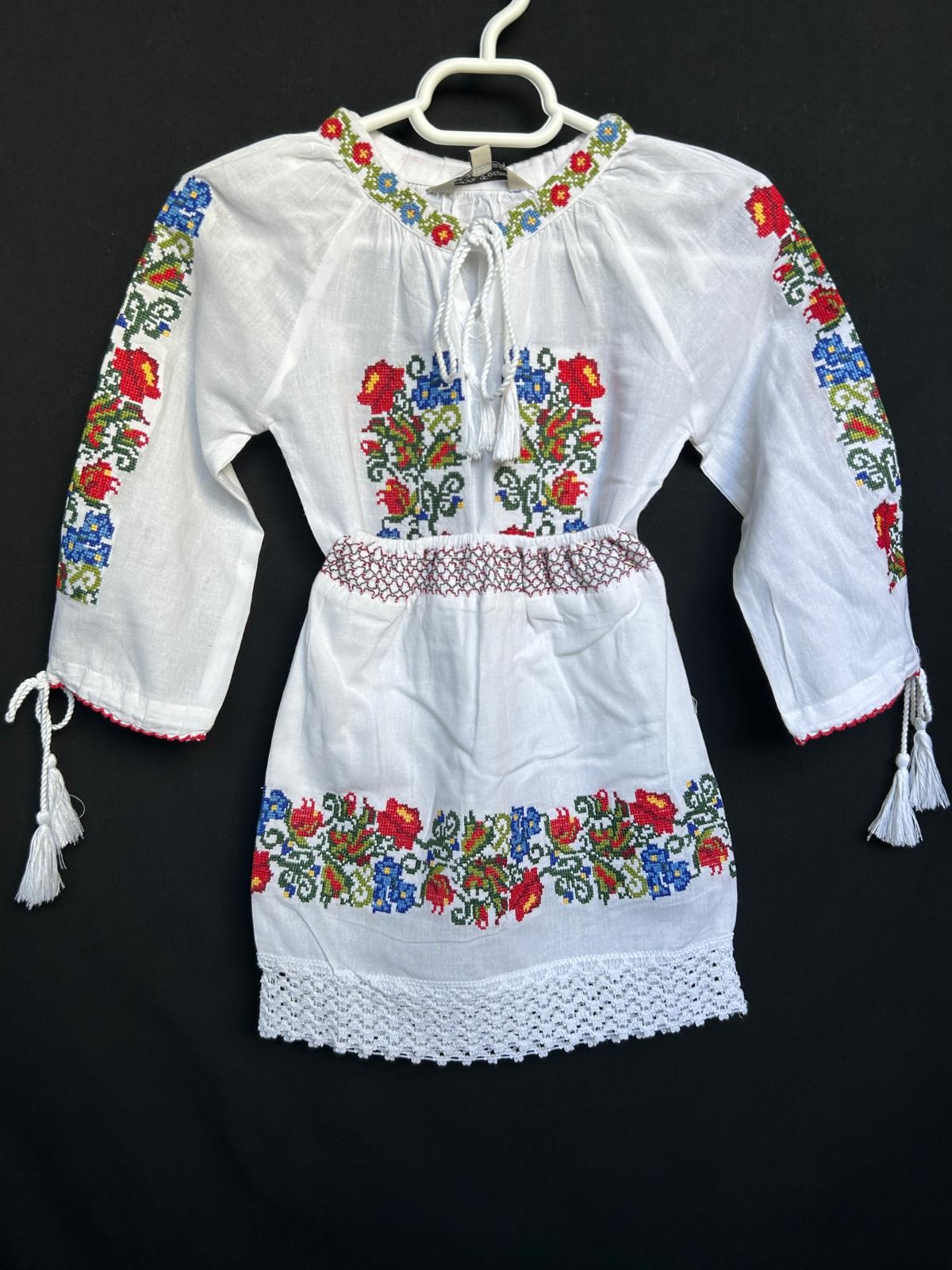 Compleu tradițional fete, fustă și ie, TM1283 motive florale