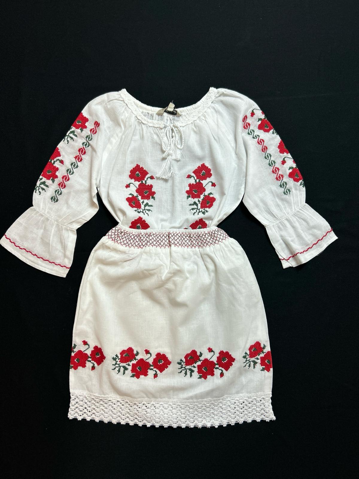 Compleu tradițional fete TM693 - motive florale - 12