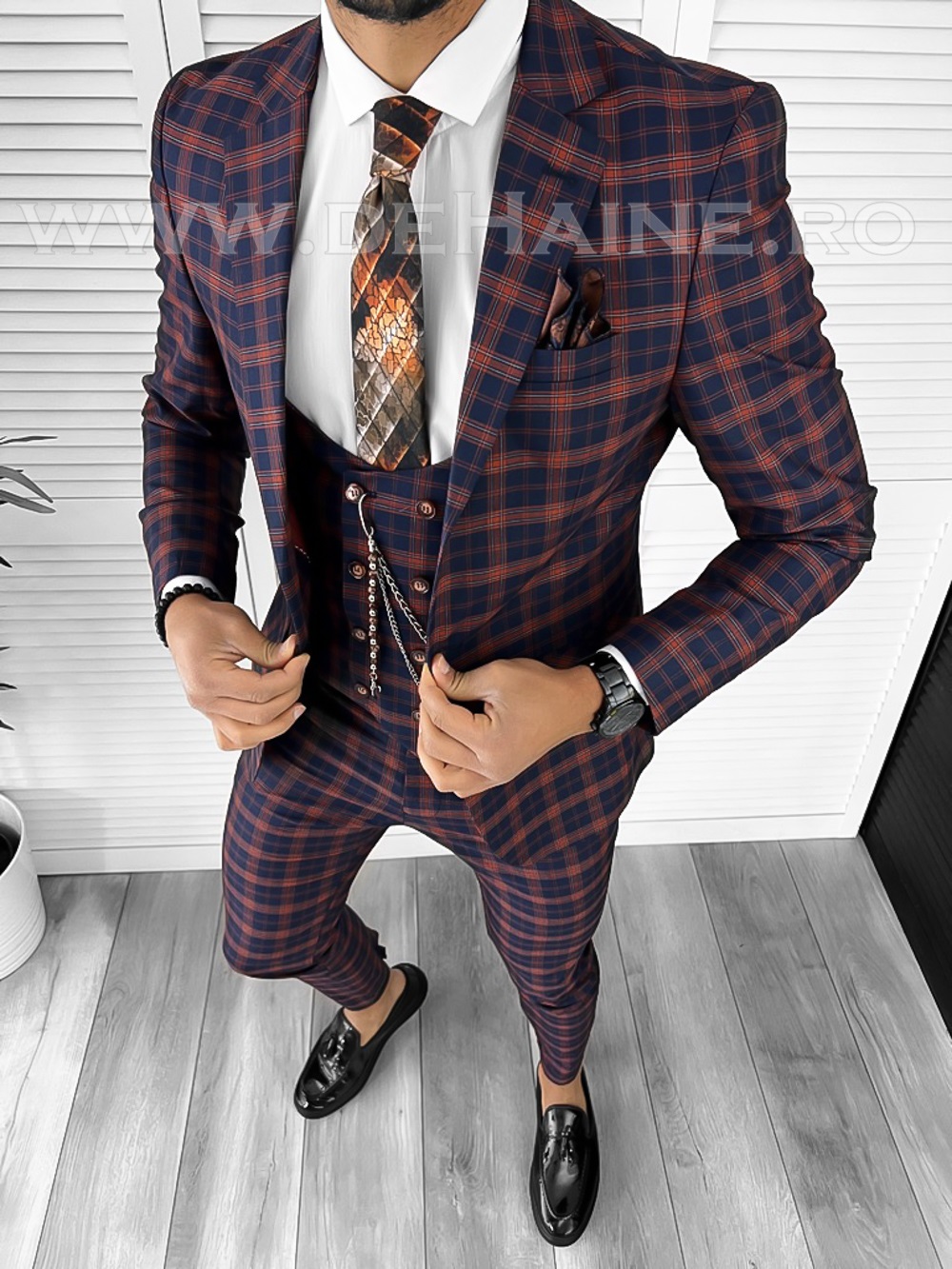 Costum barbati slim fit bleumarin in carouri B7918 P20-4.3