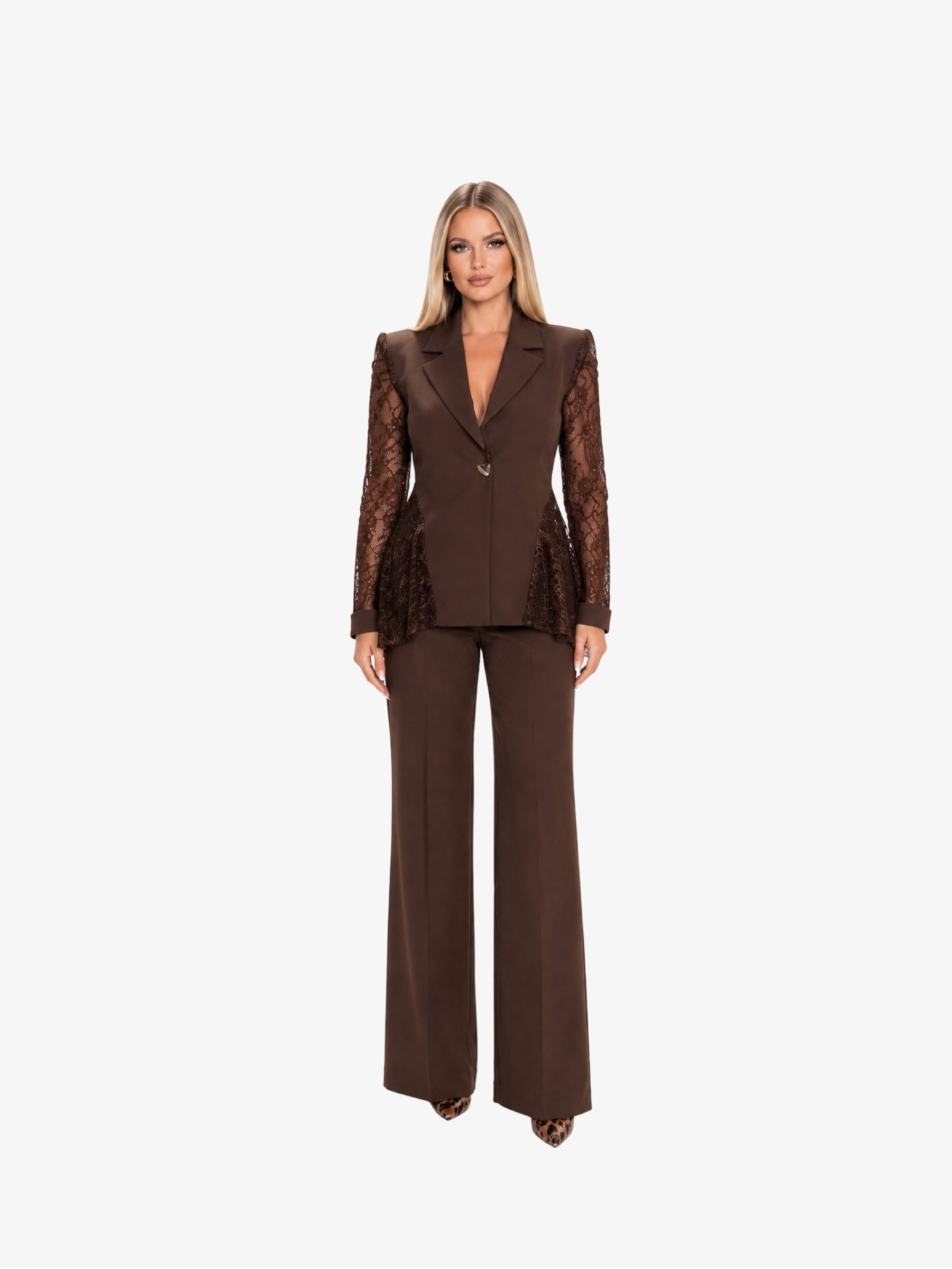 Costum Elegant “Ines” cu aplicații din Dantela, Ciocolatiu - S