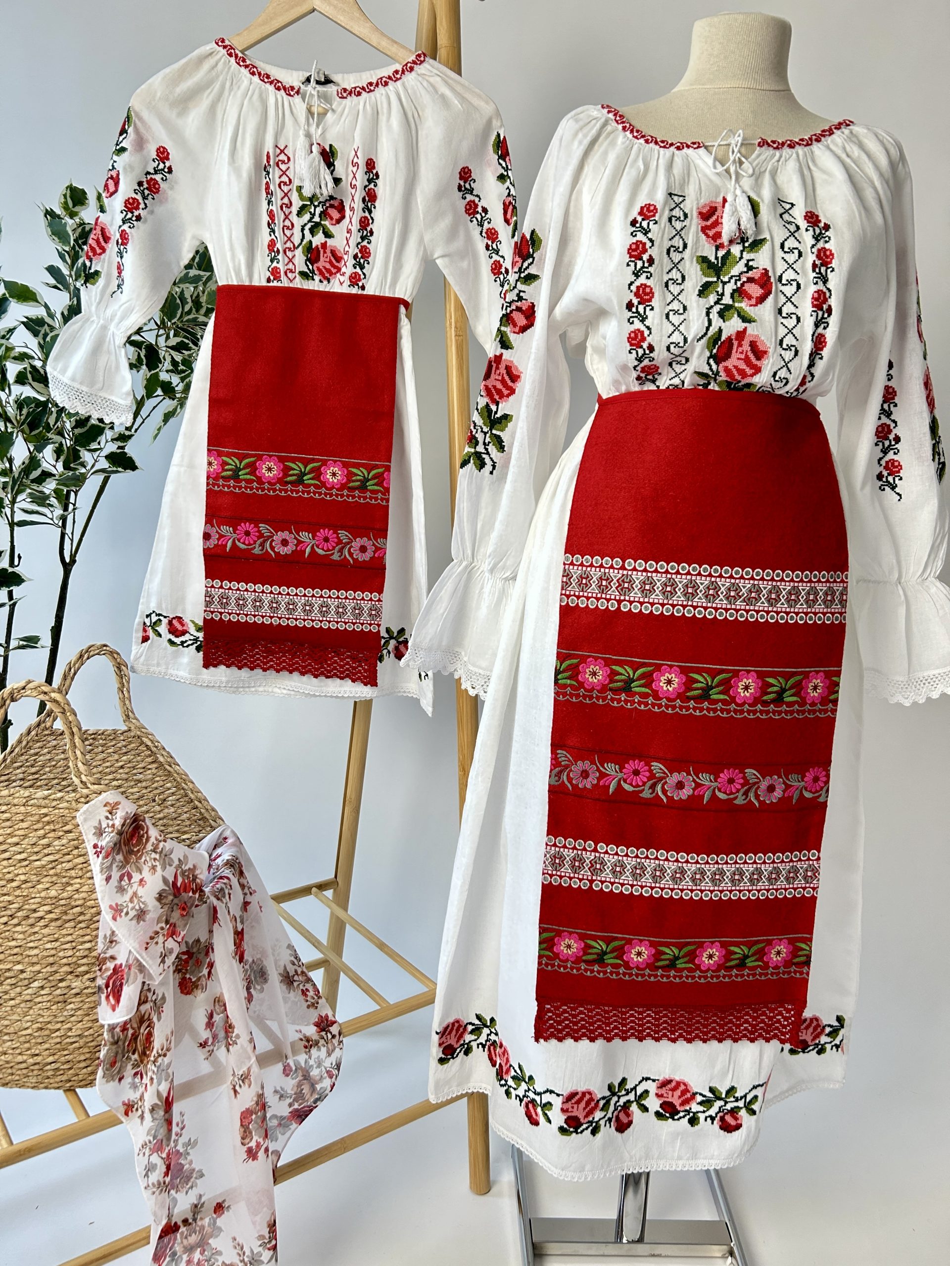 Costum popular mamă-fiică TM1813 - 14 - XL