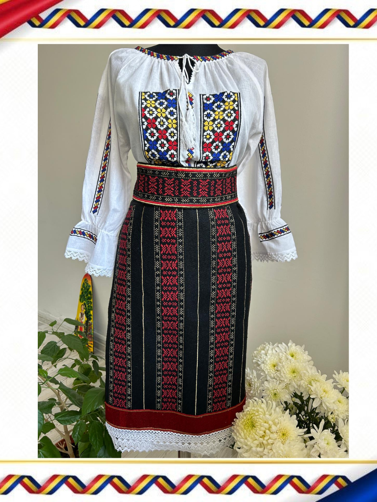 Costum tradițional fete 10-16 ani TM1607, fir roșu și auriu - 12