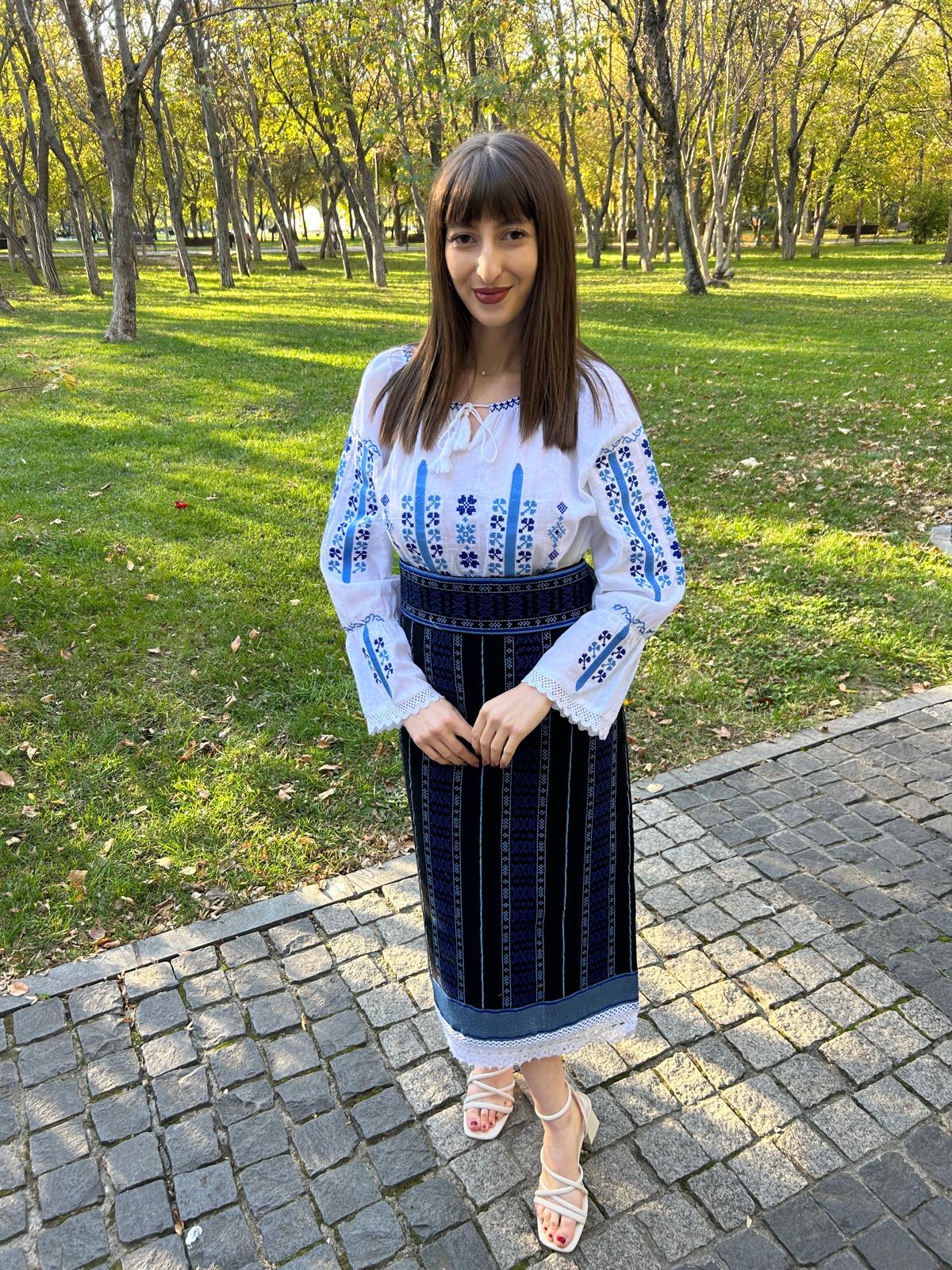 Costum tradițional, Ie damă / Catrință tradițională și brâu TM1491 feerie - XL