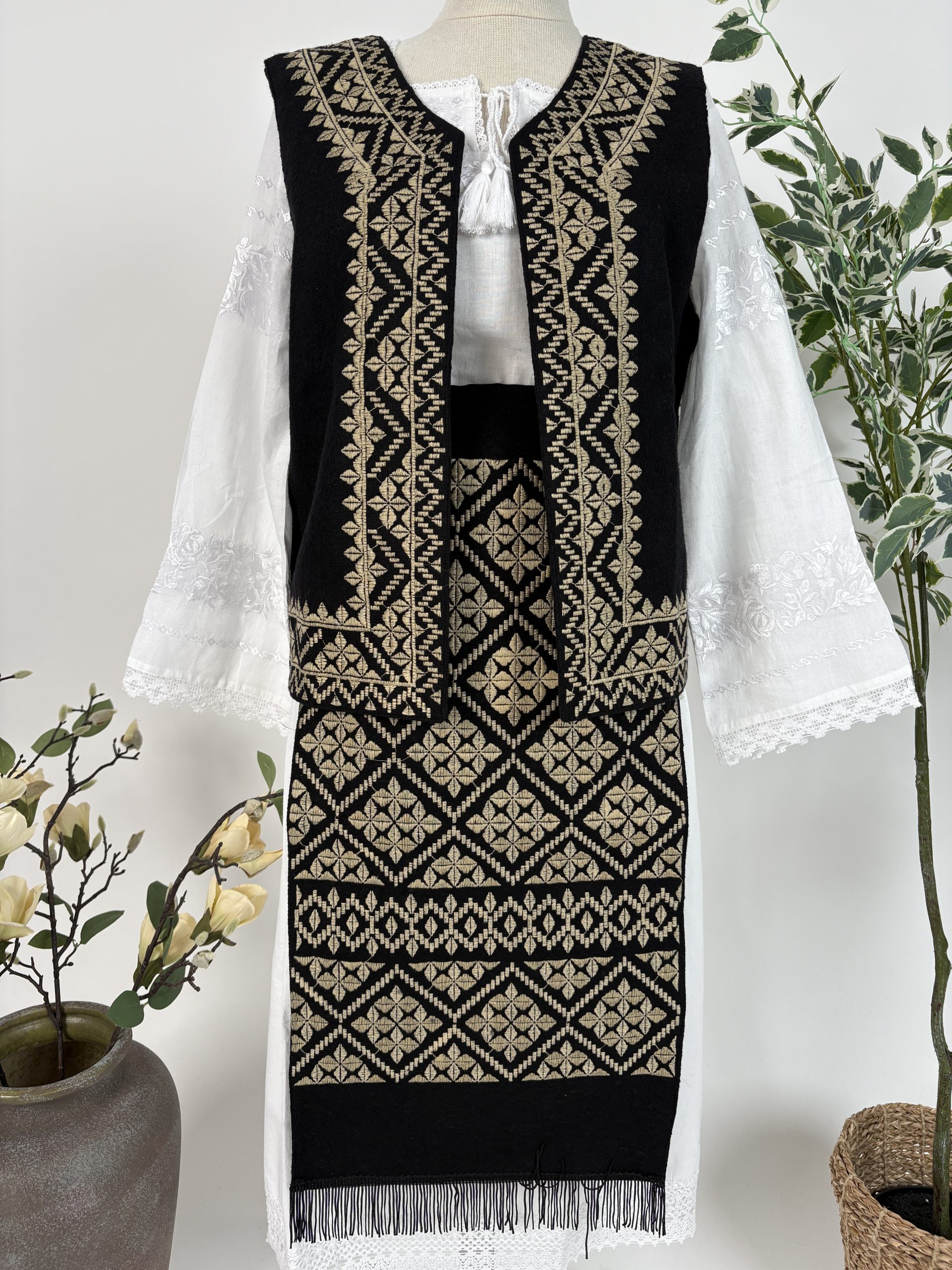 Costum tradițional TM2088 - 2XL - M - L