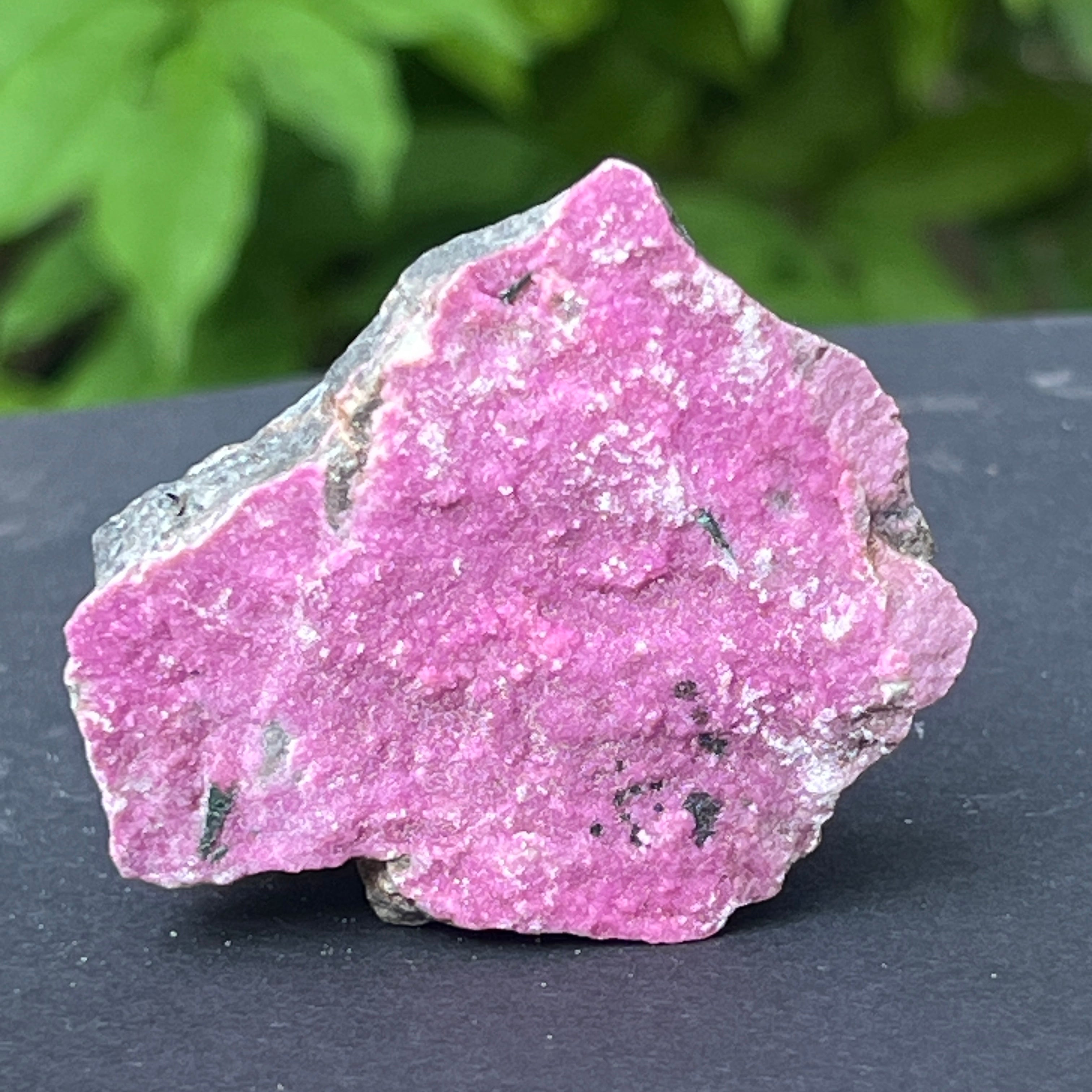 Dolomit roz Salrose piatra bruta m13