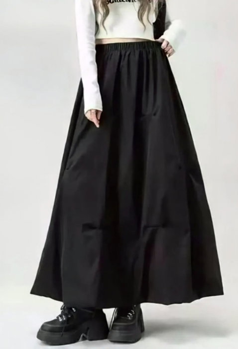 Fusta lunga gogosar ampla, neagra