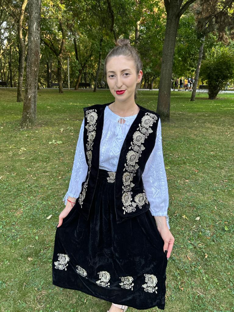 Fustă tradițională femei din catifea - TM402 - - XXL