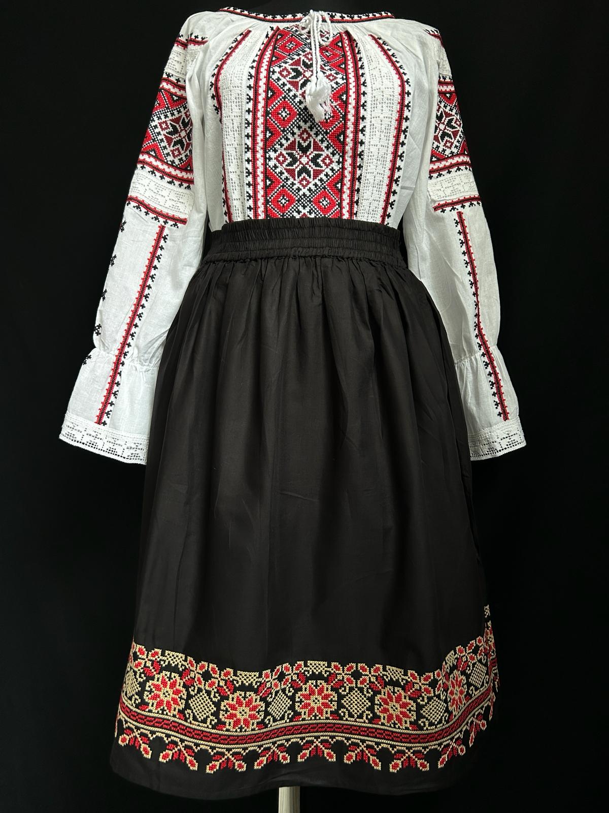 Fustă tradițională femei TM243 *motive geometrice* - XL