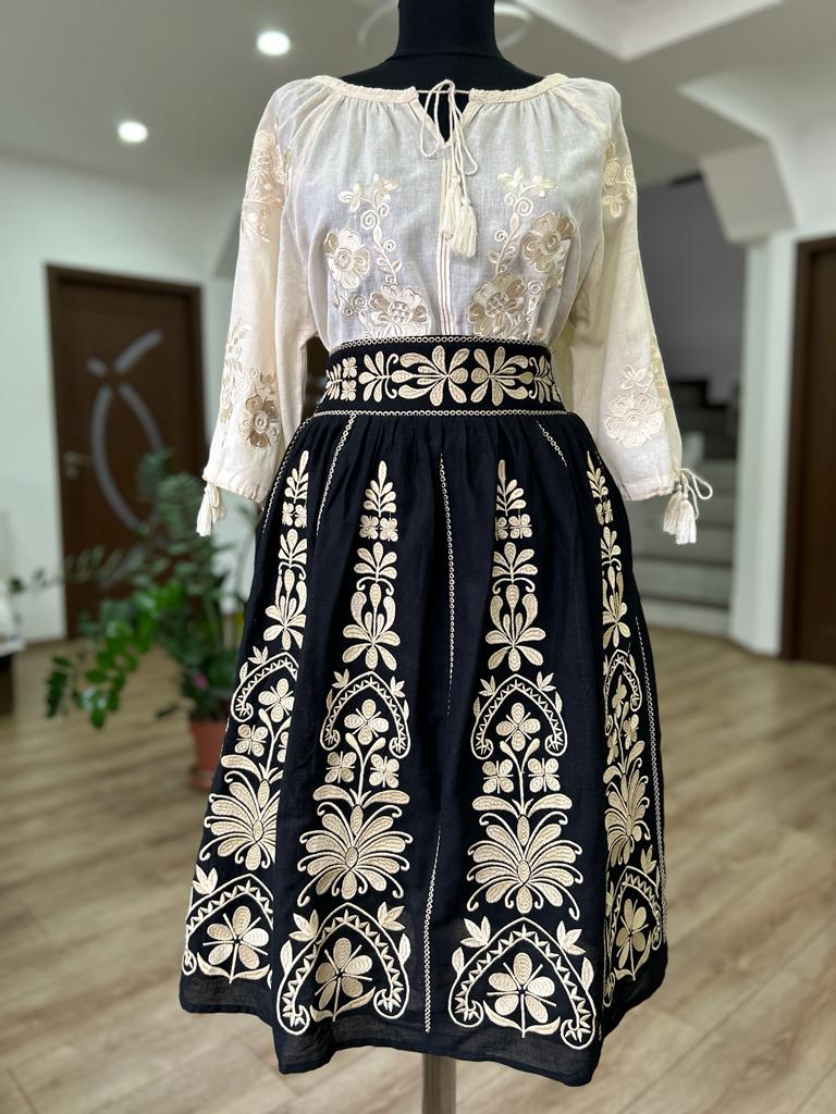 Fustă tradițională femei TM256 motive geometrice - 3XL
