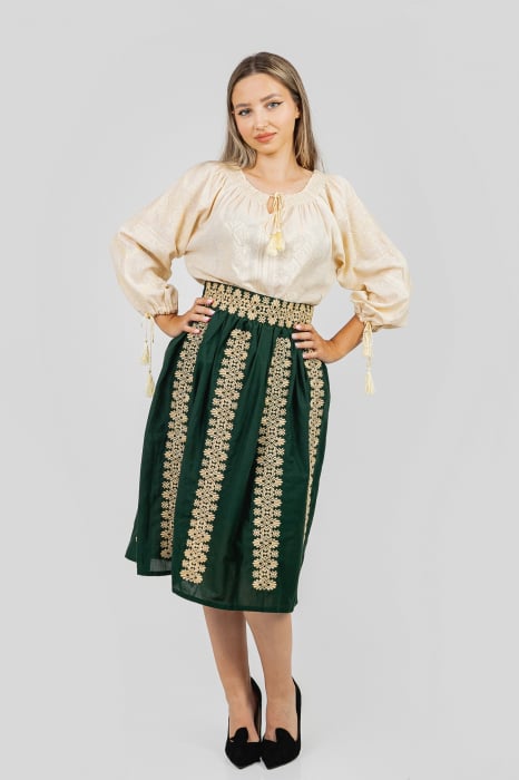 Fusta traditionala verde cu broderie florala crem Cecilia 02