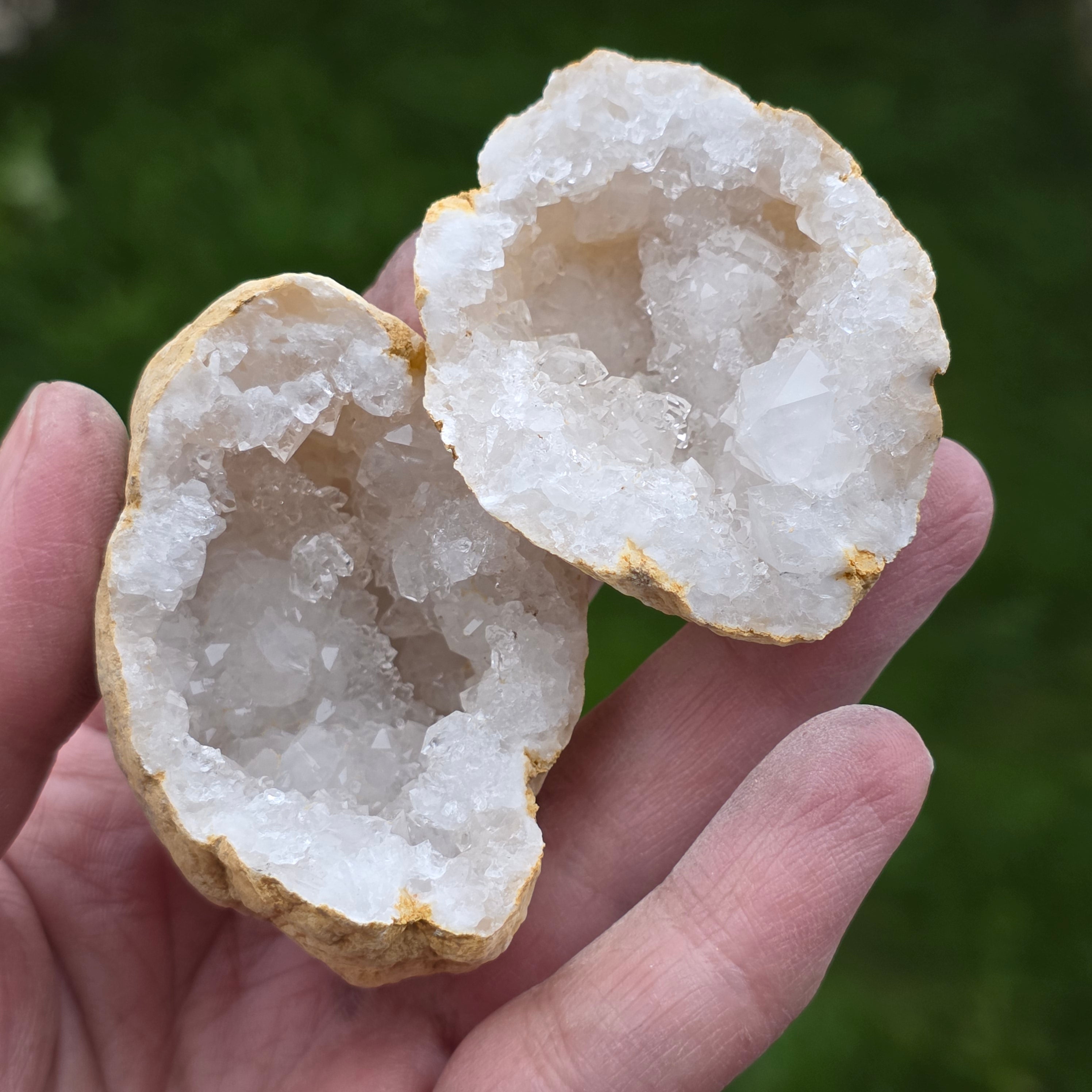 Geoda cuart incolor cristal de stanca model 8