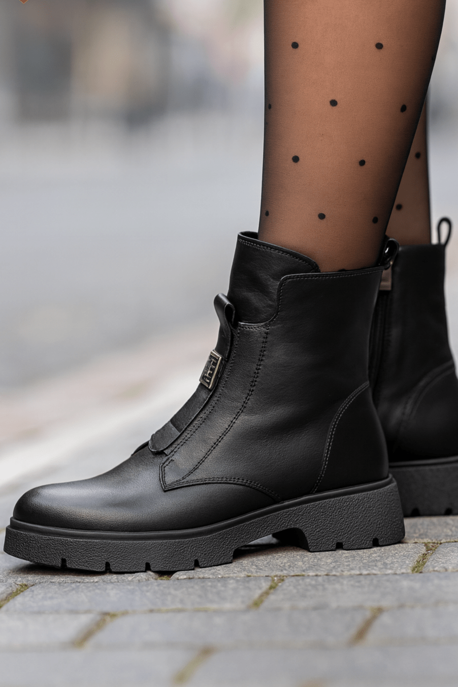 Gheata Casual Dama din Piele Negru cu Accesoriu - VELA