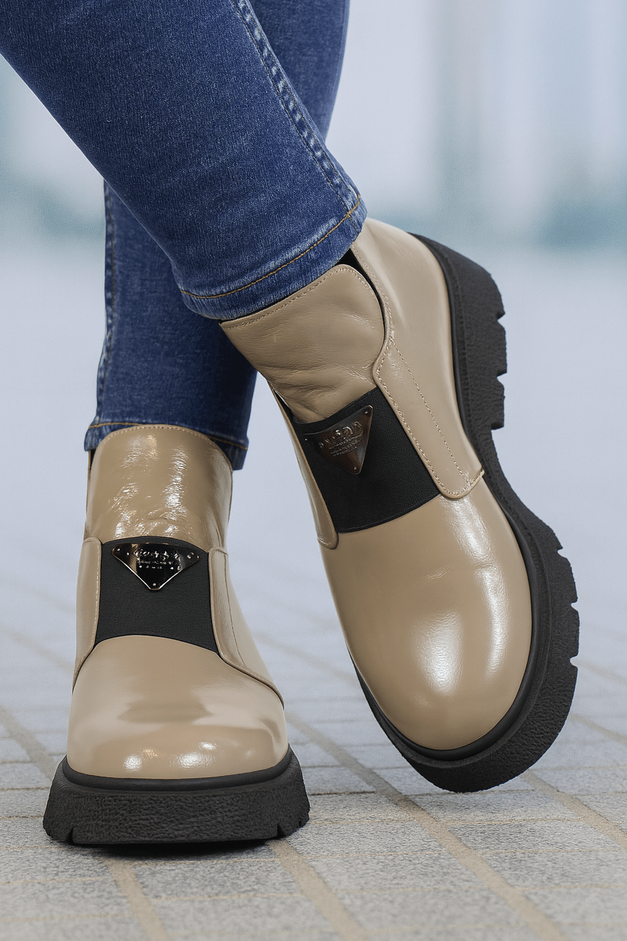 Ghete Casual Dama din Piele Lac Taupe - NUA