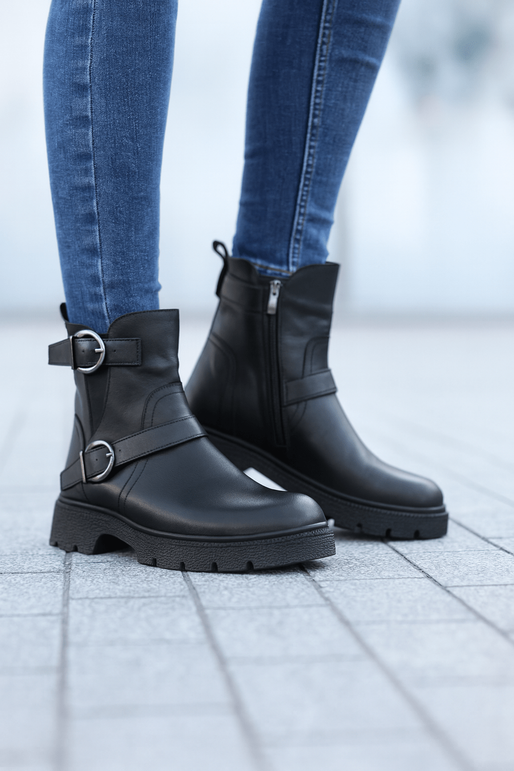 Ghete Casual Dama din Piele Negre cu Catarame - VICA