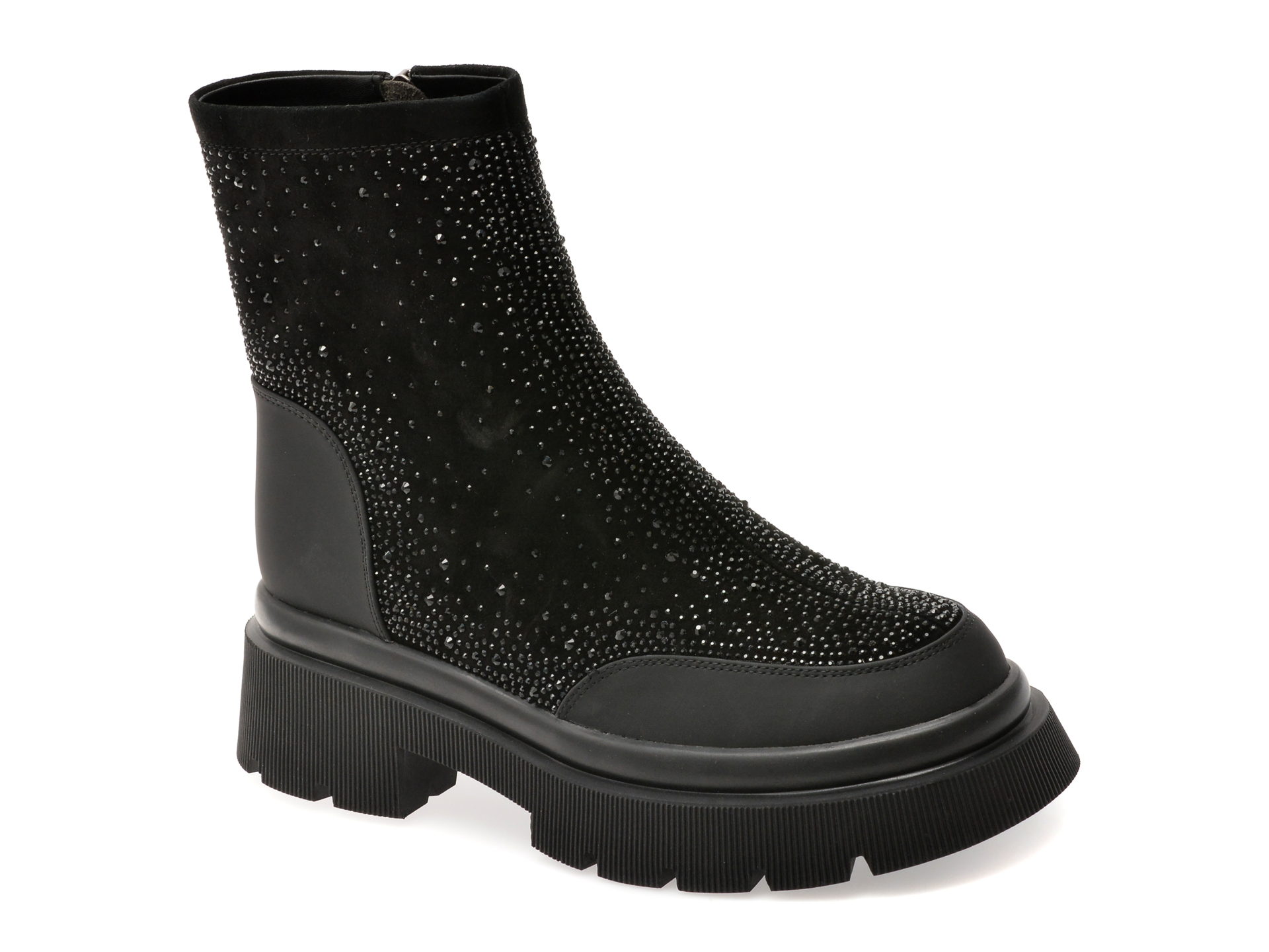 Ghete GRYXX negre, KR381, din piele intoarsa