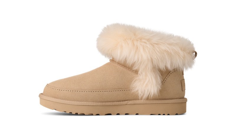 Ghete UGG Classic Ultra Mini Chalet - poza 3