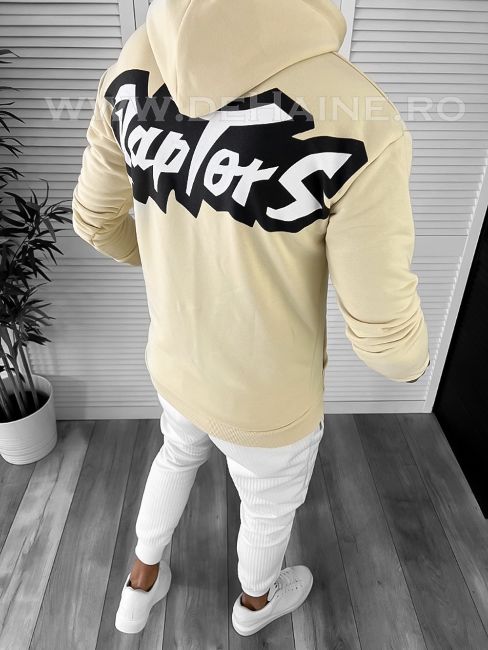 Hanorac barbati bej slim fit cu imprimeu pe spate K093 O2-5.2