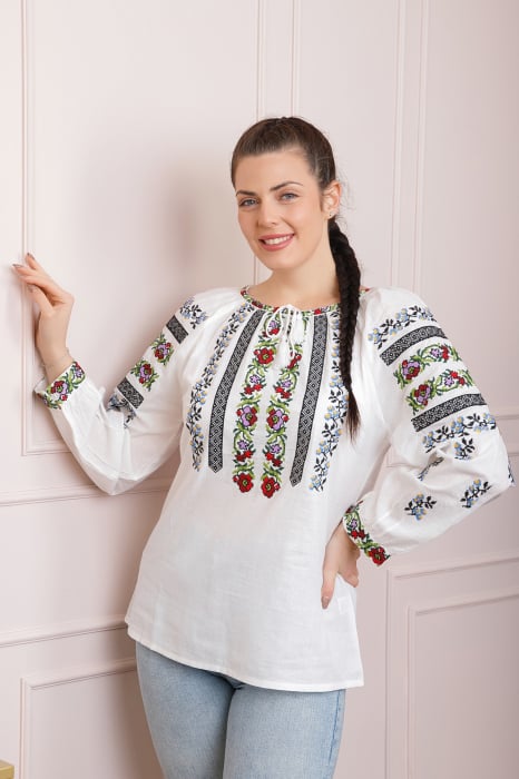 Ie traditionala alba cu motiv floral multicolor Aliona 01