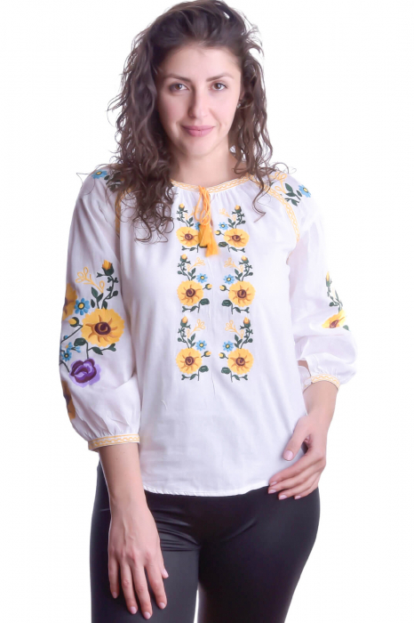 Ie traditionala alba cu motiv floral multicolor Felicia 01