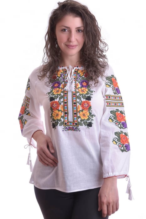 Ie traditionala alba cu motiv floral multicolor Stefania 02