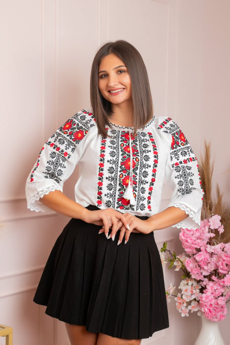 Ie traditionala alba cu motiv floral rosu Adriela 02