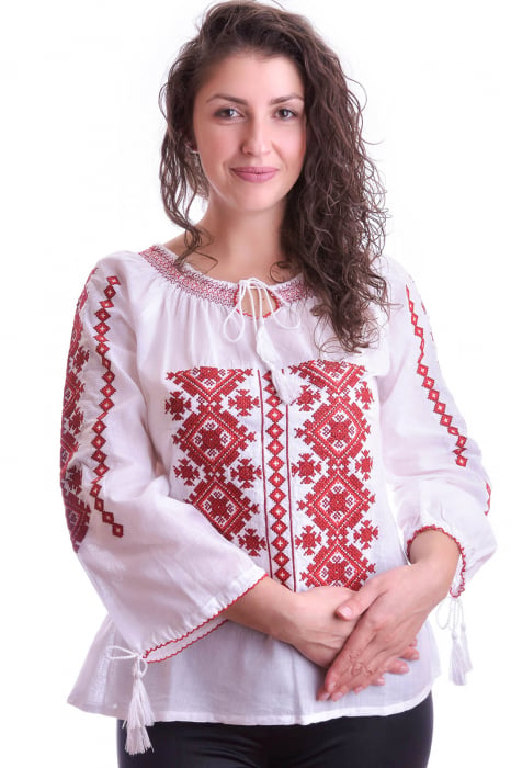 Ie traditionala alba cu motiv geometric rosu Greta 02