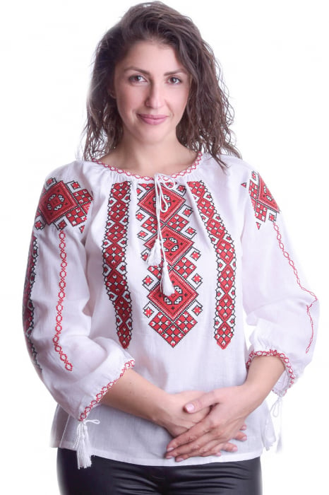 Ie traditionala alba cu motiv geometric rosu Paula 02