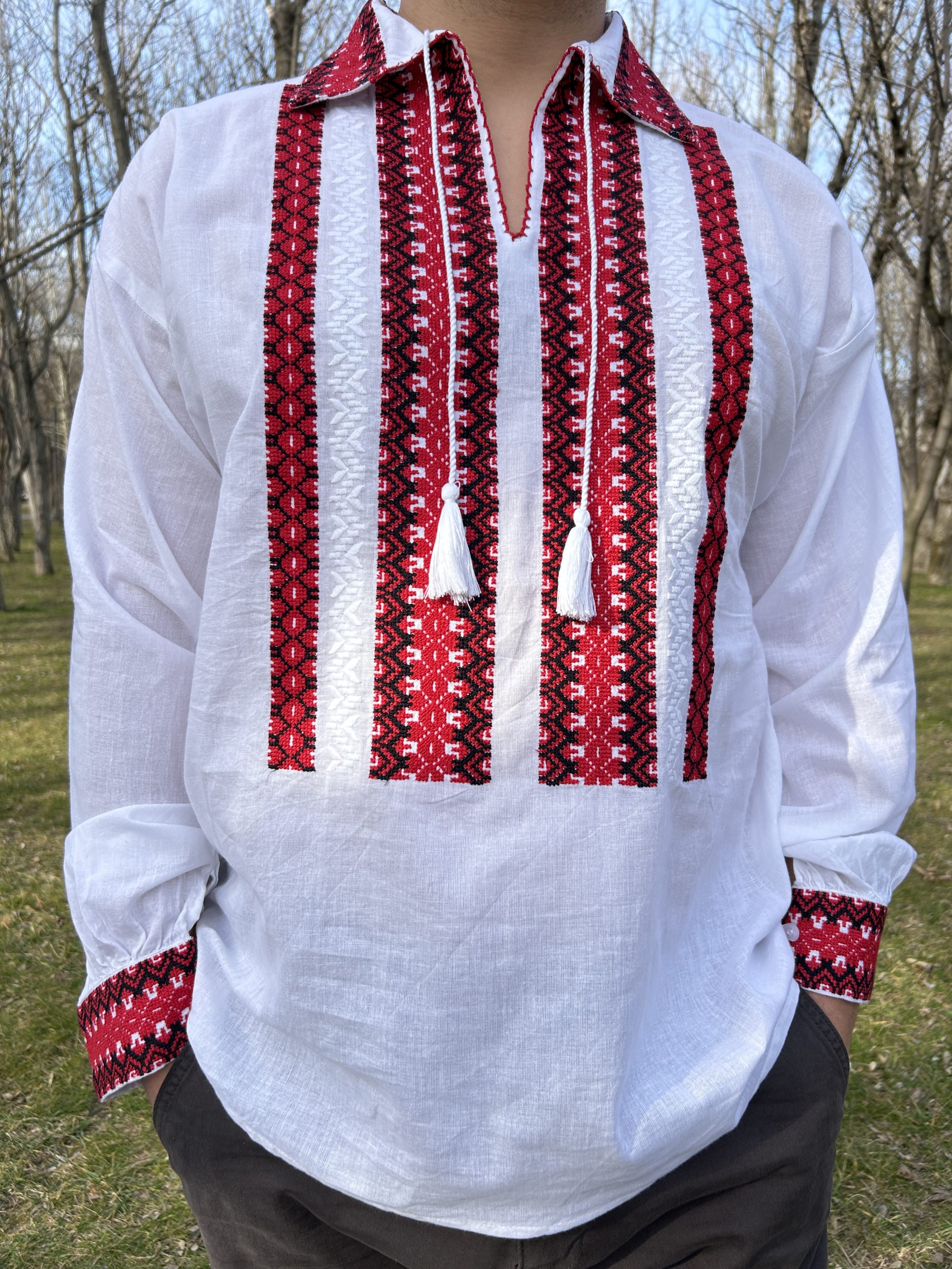 Ie tradițională bărbați TM1791 *fir roșu și negru* - XL