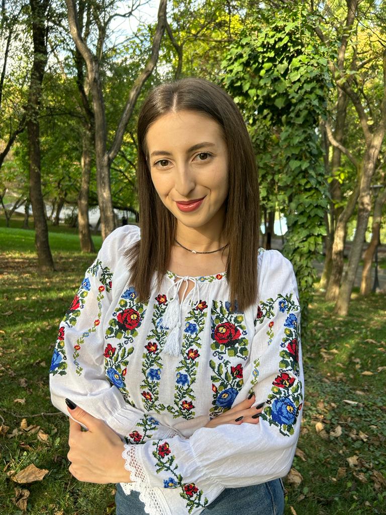 Ie tradițională femei TM121 motive florale - 3XL