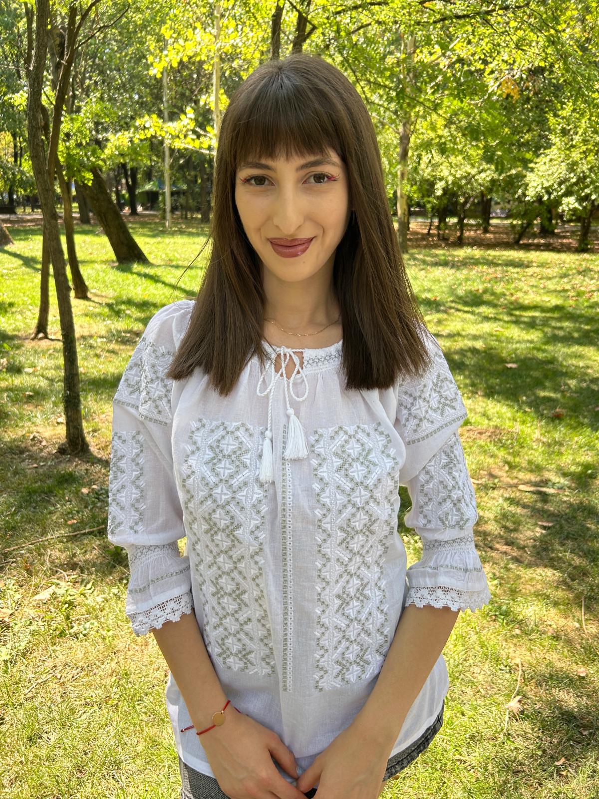 Ie tradițională femei TM1376 *magie albă* - M