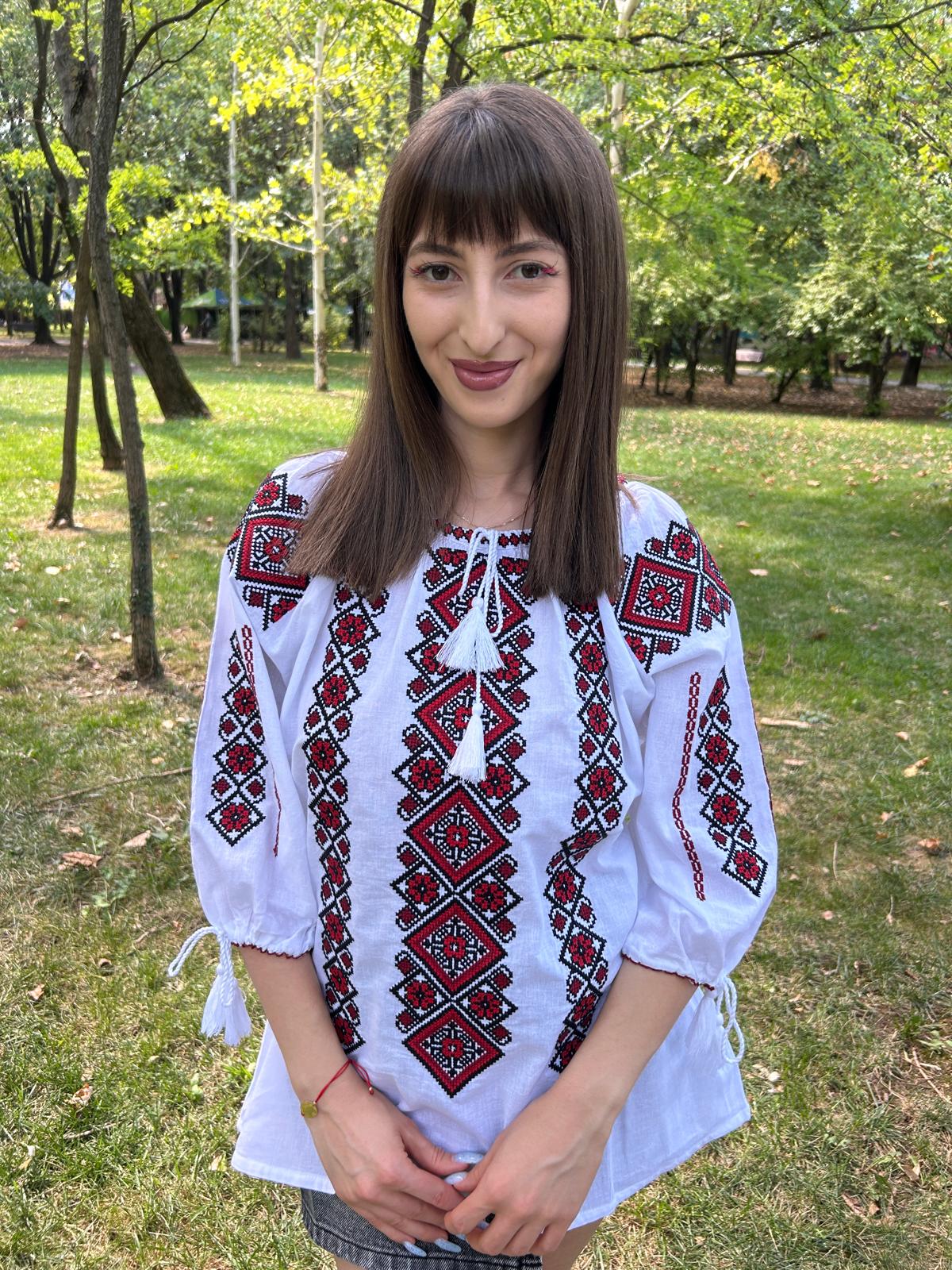 Ie tradițională femei TM1383 *figuri geometrice* - XL