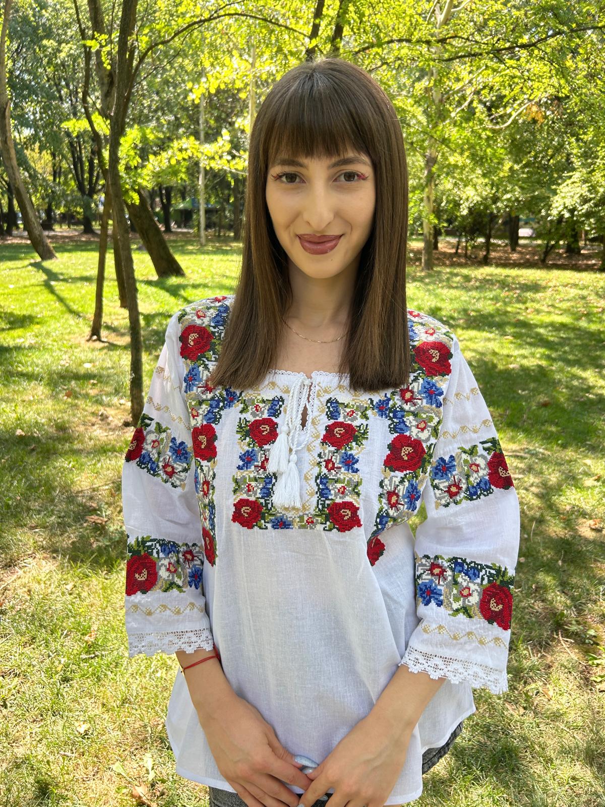 Ie tradițională femei TM1385 *motive florale* - XL