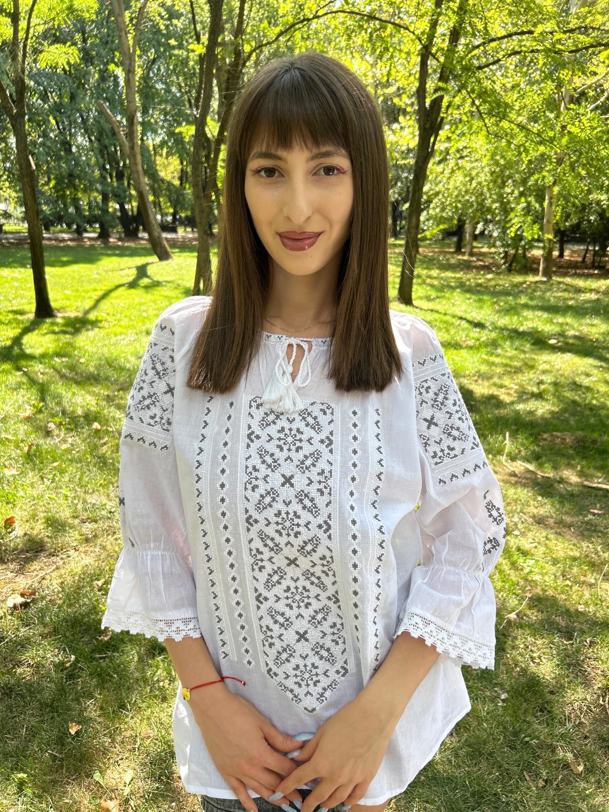 Ie tradițională femei TM1400 *magie albă* - S