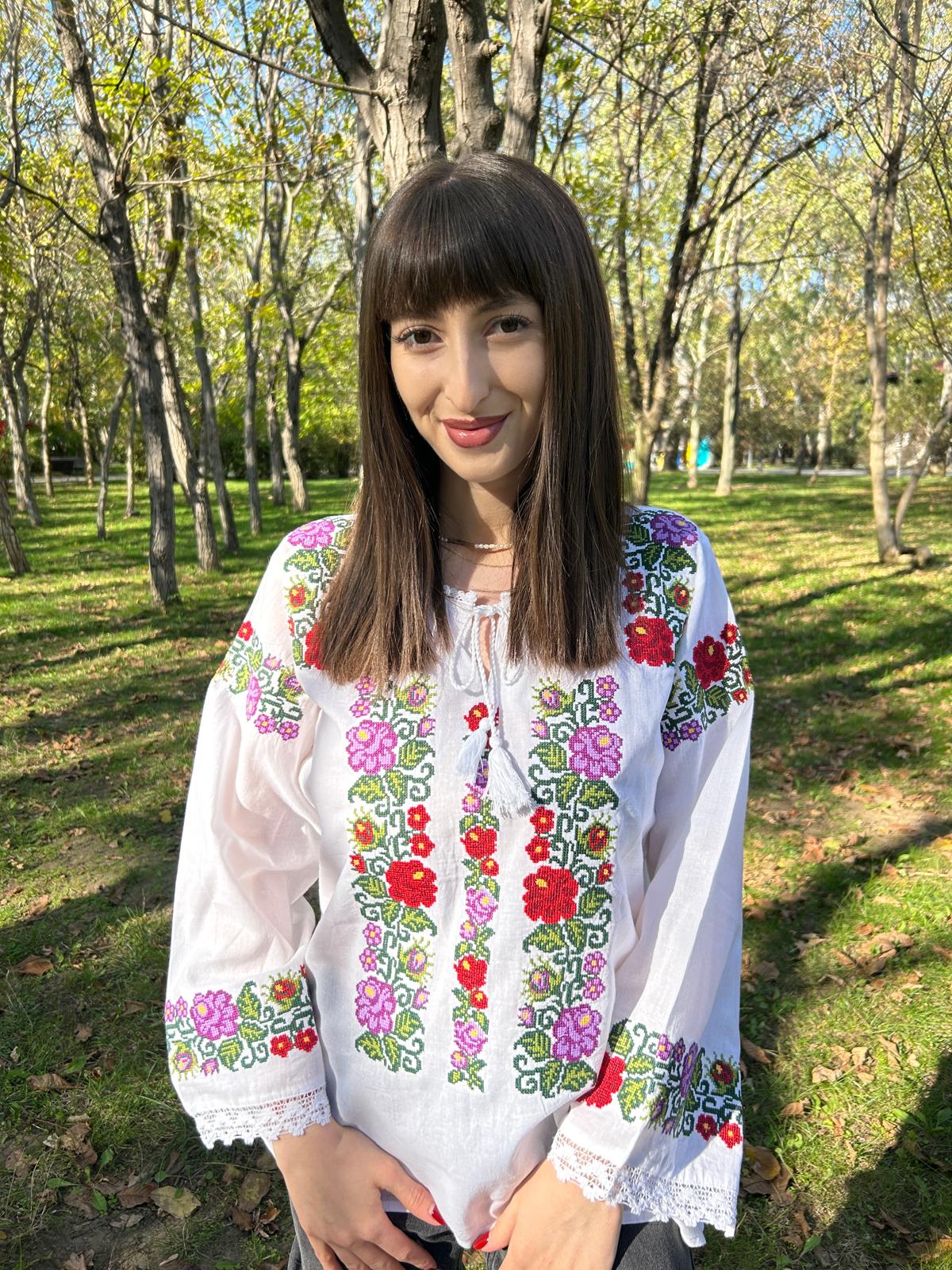 Ie tradițională femei TM1450 *motive florale* - XL