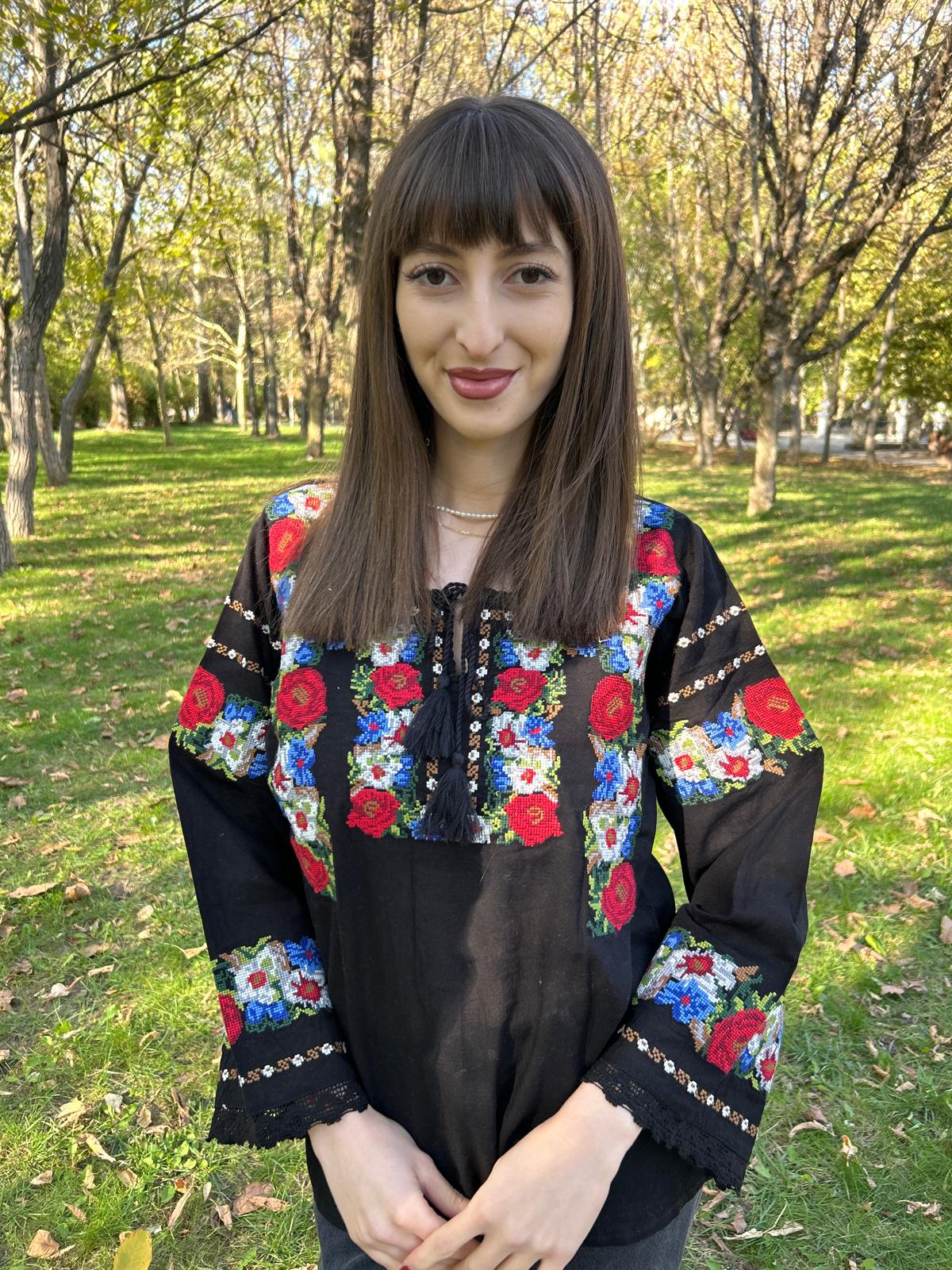 Ie tradițională femei TM1464 *motive florale* - 3XL