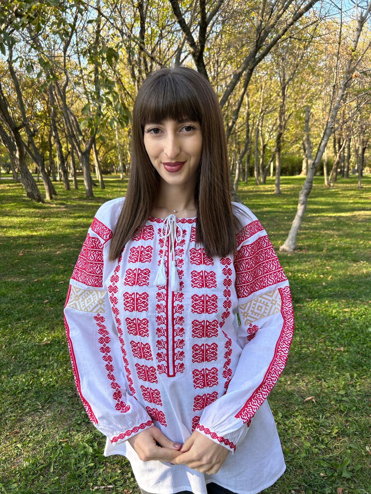 Ie tradițională femei TM1534 *fir roșu și bej* - 3XL