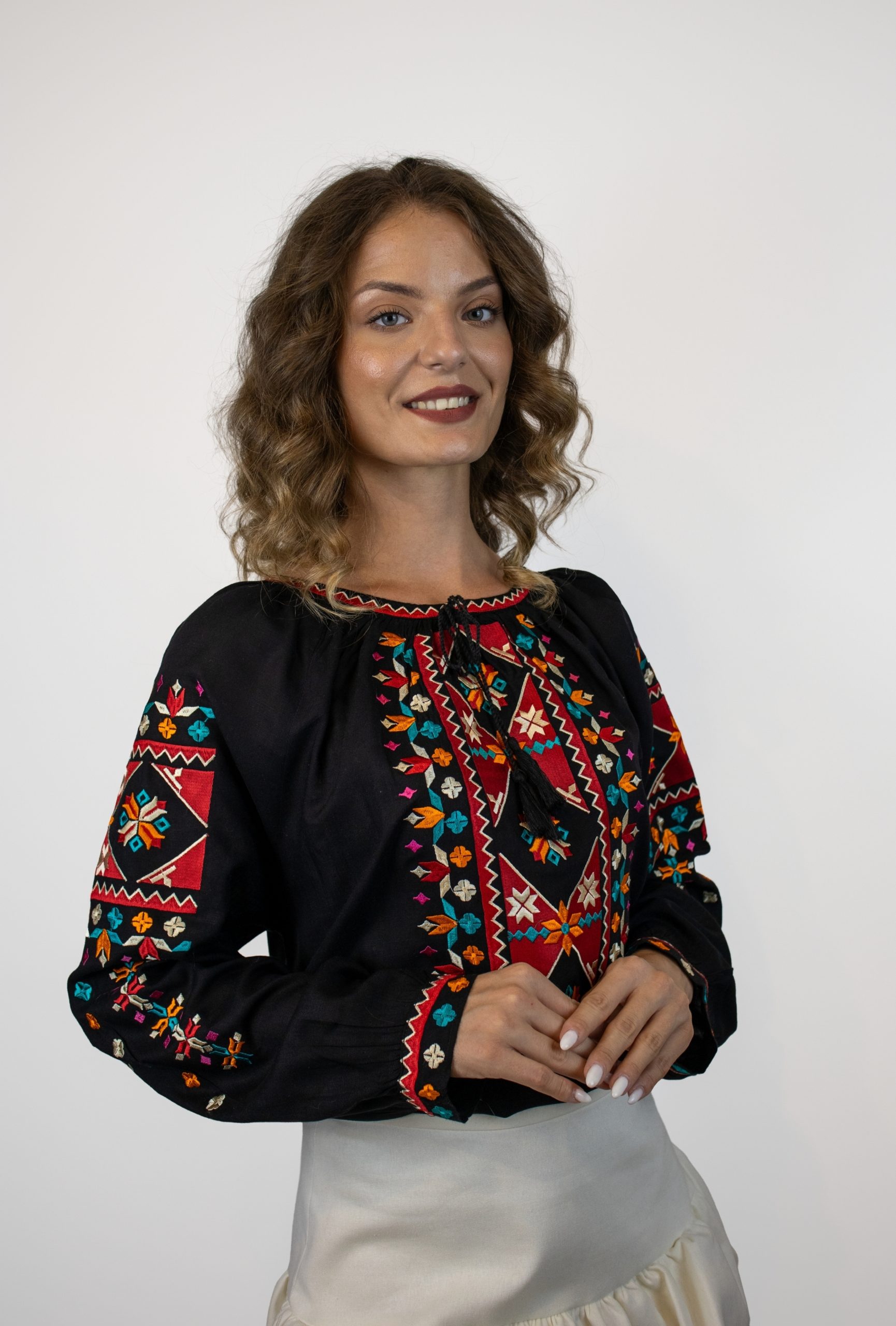 Ie tradițională femei TM1967 *motive geometrice* - 3XL